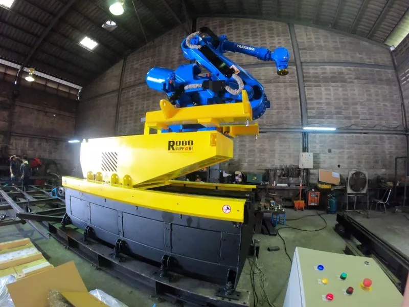 track-motion-7th-axis-robot-30.jpg